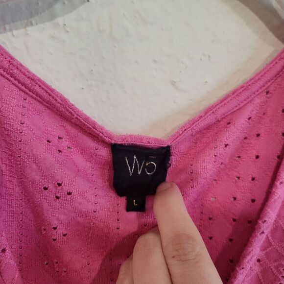 W5 ✨️ Pink Top Size Large - Picture 3 of 3